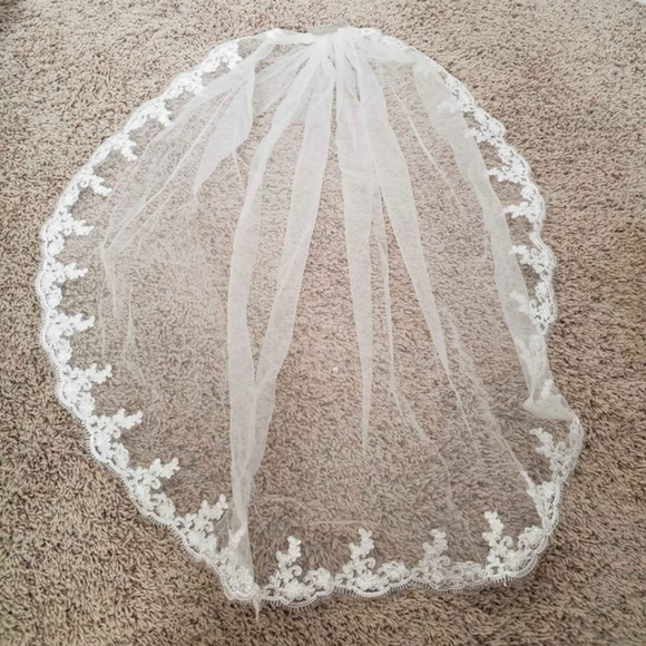 Accessories - Wedding Veil